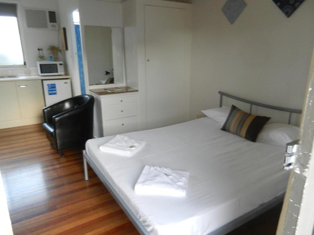 Golden Shores Motel Bilinga Værelse billede